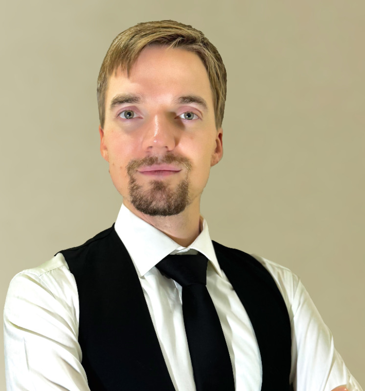 Иван Валерьевич